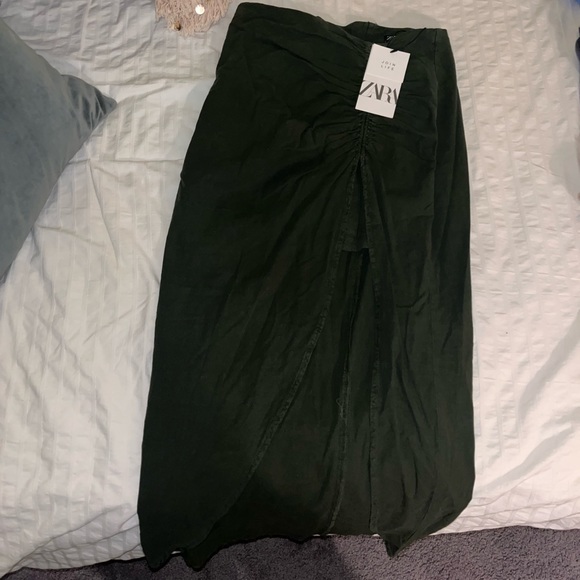ZARA SIZE M LONG SKIRT - Picture 3 of 3